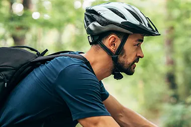 Un casque de velo